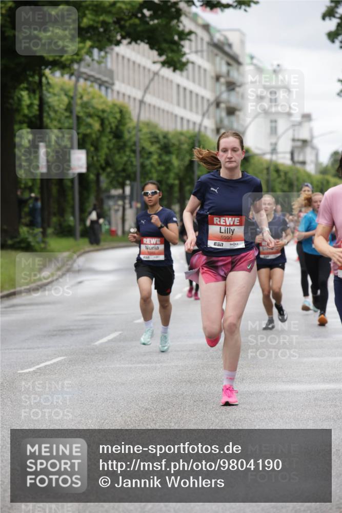 14.06.2026 - REWE Women's Run Jannik Wohlers http://msf.ph/oto/9804190 14.06.2026 10:37:30 Laufen 5045, 5990, 57 meine-sportfotos.de