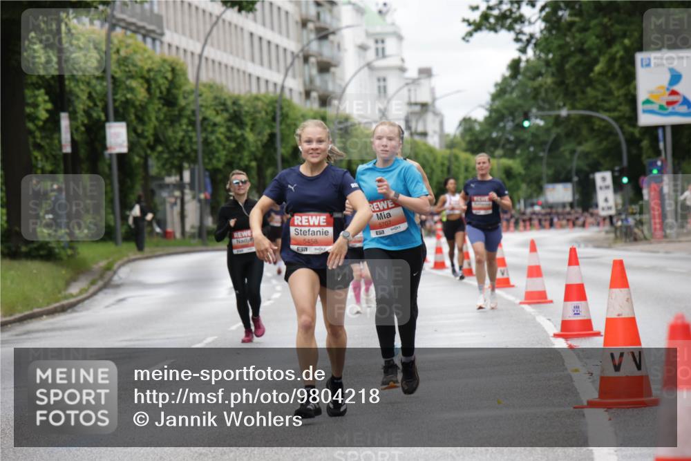 14.06.2026 - REWE Women's Run Jannik Wohlers http://msf.ph/oto/9804218 14.06.2026 10:37:33 Laufen 5458, 5707 meine-sportfotos.de