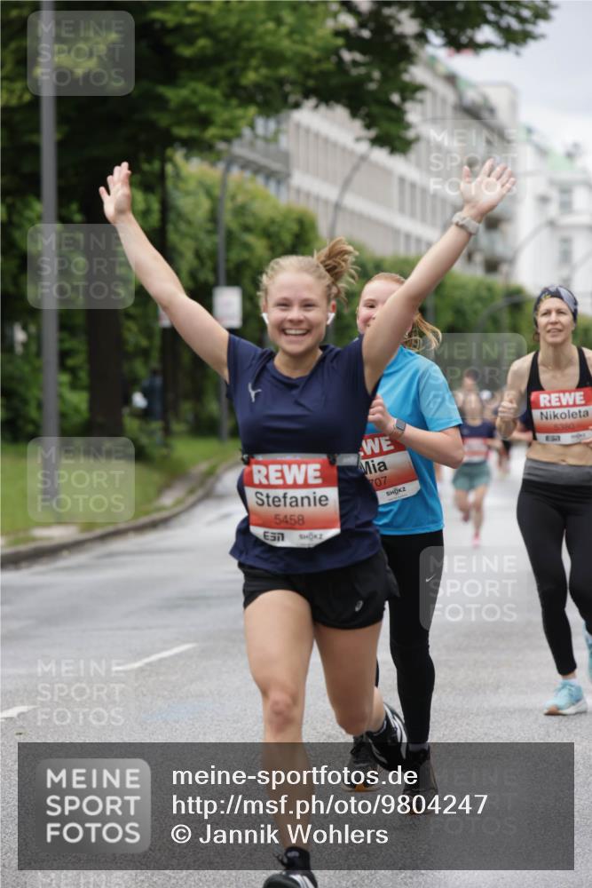 14.06.2026 - REWE Women's Run Jannik Wohlers http://msf.ph/oto/9804247 14.06.2026 10:37:35 Laufen 5458, 707, 5380 meine-sportfotos.de
