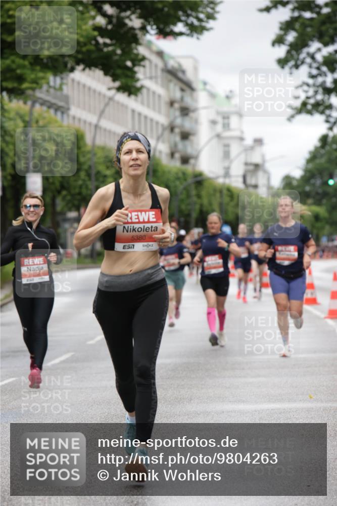 14.06.2026 - REWE Women's Run Jannik Wohlers http://msf.ph/oto/9804263 14.06.2026 10:37:36 Laufen 5380, 7 meine-sportfotos.de