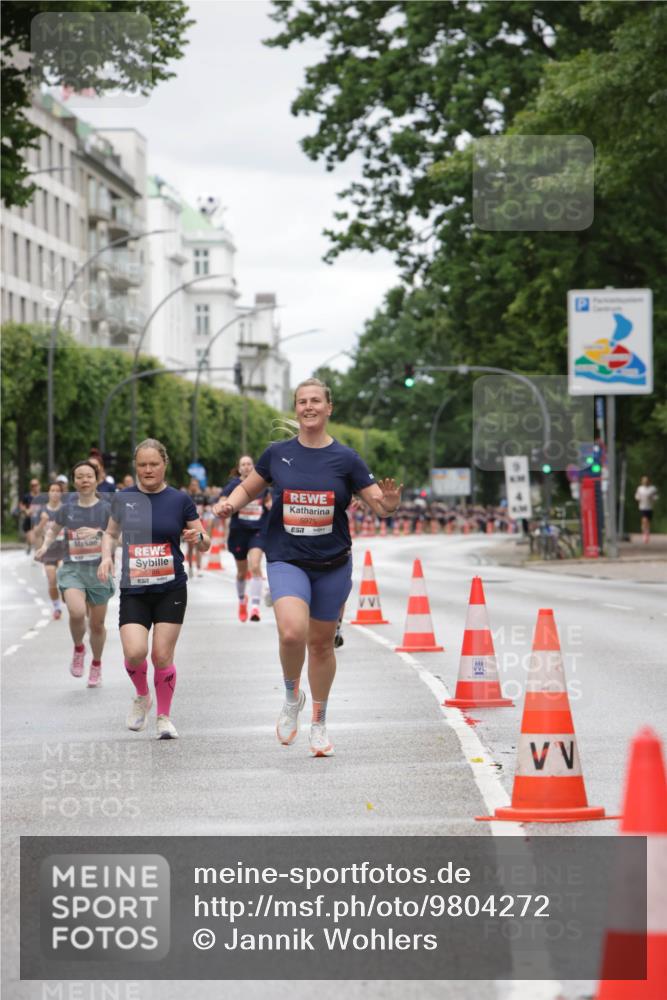 14.06.2026 - REWE Women's Run Jannik Wohlers http://msf.ph/oto/9804272 14.06.2026 10:37:38 Laufen 5975, 57 meine-sportfotos.de