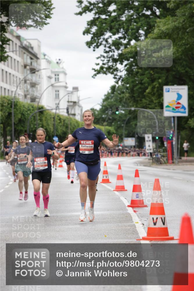 14.06.2026 - REWE Women's Run Jannik Wohlers http://msf.ph/oto/9804273 14.06.2026 10:37:38 Laufen 5975 meine-sportfotos.de