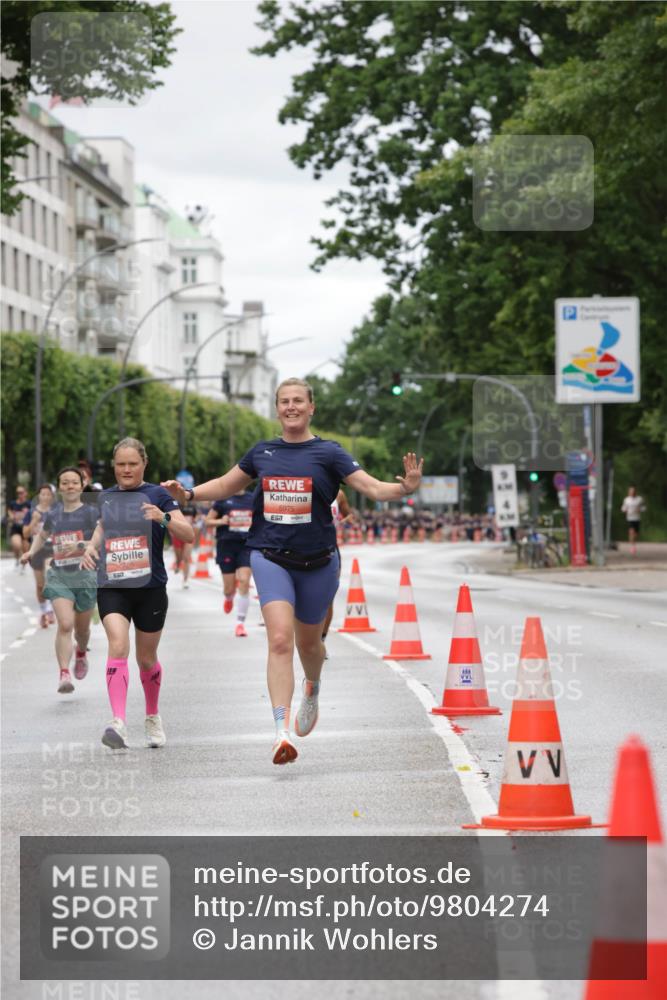 14.06.2026 - REWE Women's Run Jannik Wohlers http://msf.ph/oto/9804274 14.06.2026 10:37:38 Laufen 7, 5975 meine-sportfotos.de