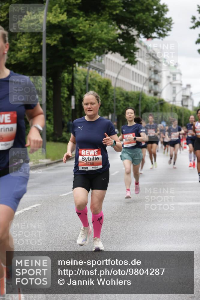 14.06.2026 - REWE Women's Run Jannik Wohlers http://msf.ph/oto/9804287 14.06.2026 10:37:42 Laufen 5, 5786, 57 meine-sportfotos.de