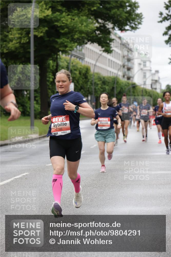 14.06.2026 - REWE Women's Run Jannik Wohlers http://msf.ph/oto/9804291 14.06.2026 10:37:42 Laufen 57, 5786 meine-sportfotos.de