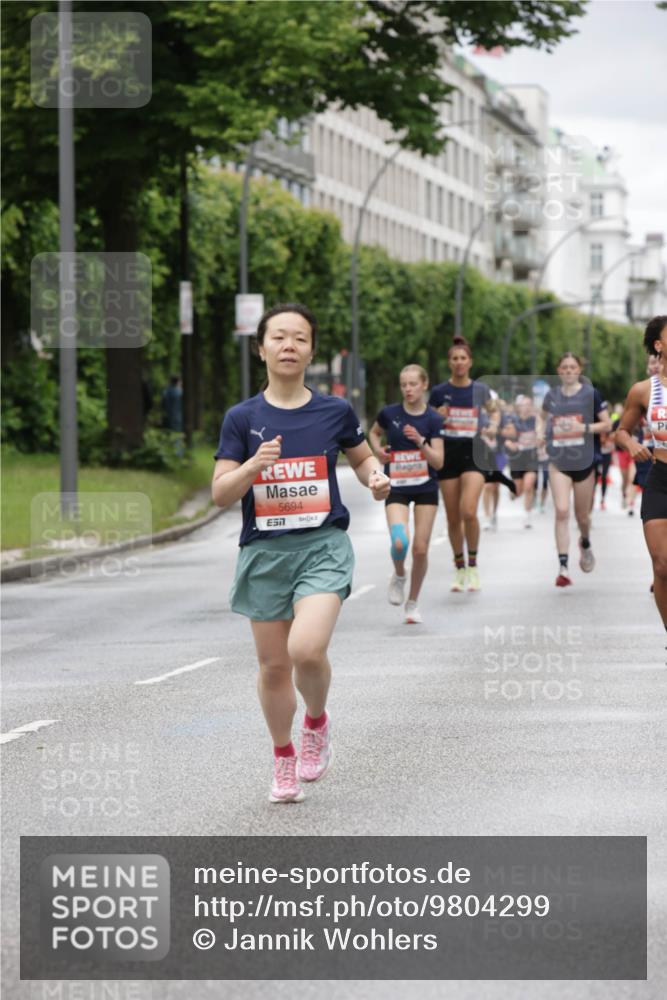 14.06.2026 - REWE Women's Run Jannik Wohlers http://msf.ph/oto/9804299 14.06.2026 10:37:43 Laufen 5694 meine-sportfotos.de