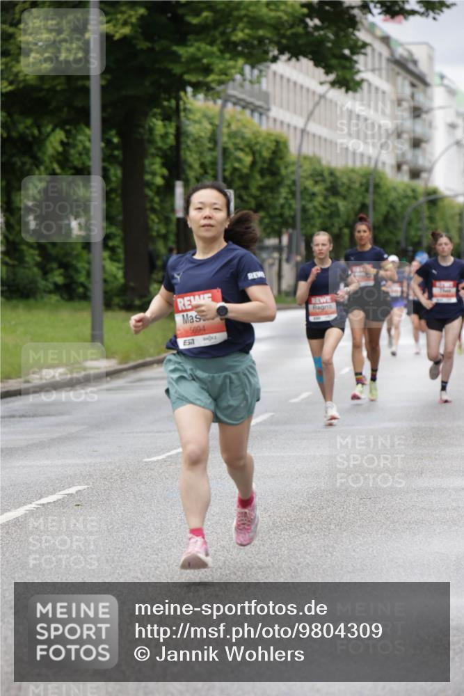 14.06.2026 - REWE Women's Run Jannik Wohlers http://msf.ph/oto/9804309 14.06.2026 10:37:44 Laufen 5694 meine-sportfotos.de
