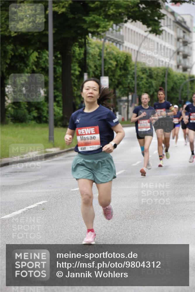 14.06.2026 - REWE Women's Run Jannik Wohlers http://msf.ph/oto/9804312 14.06.2026 10:37:44 Laufen 5694 meine-sportfotos.de