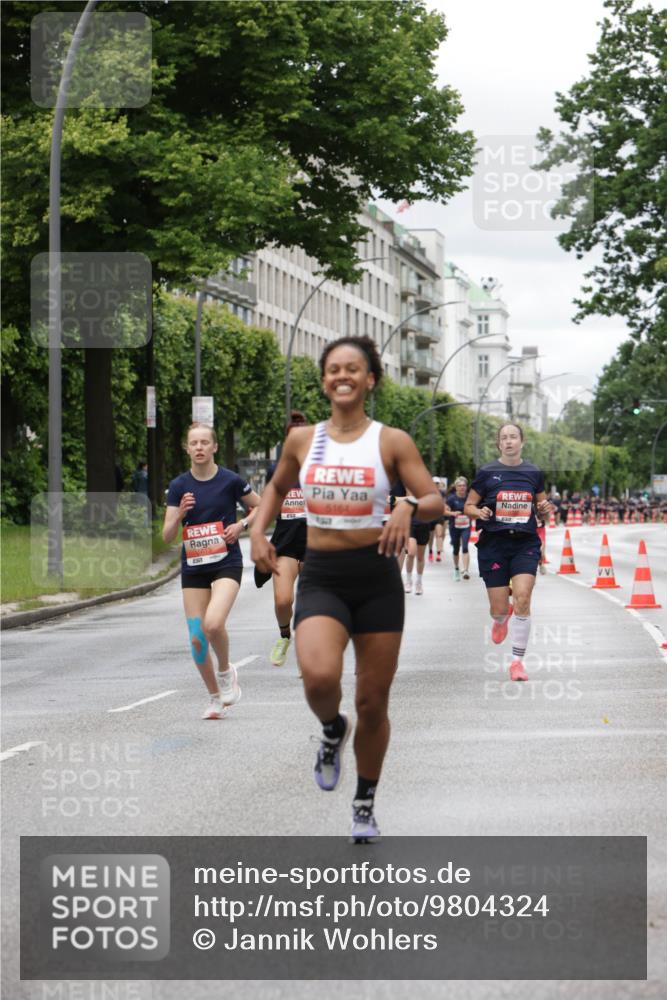 14.06.2026 - REWE Women's Run Jannik Wohlers http://msf.ph/oto/9804324 14.06.2026 10:37:46 Laufen 6164 meine-sportfotos.de