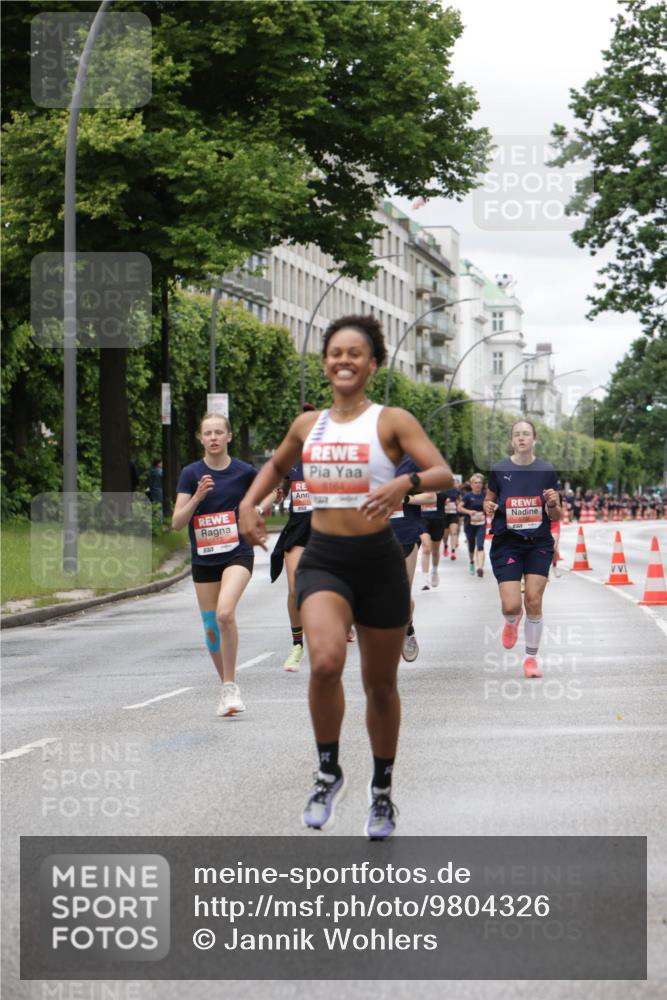 14.06.2026 - REWE Women's Run Jannik Wohlers http://msf.ph/oto/9804326 14.06.2026 10:37:46 Laufen 6164 meine-sportfotos.de