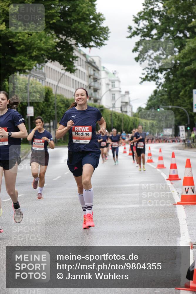 14.06.2026 - REWE Women's Run Jannik Wohlers http://msf.ph/oto/9804355 14.06.2026 10:37:49 Laufen 5702 meine-sportfotos.de