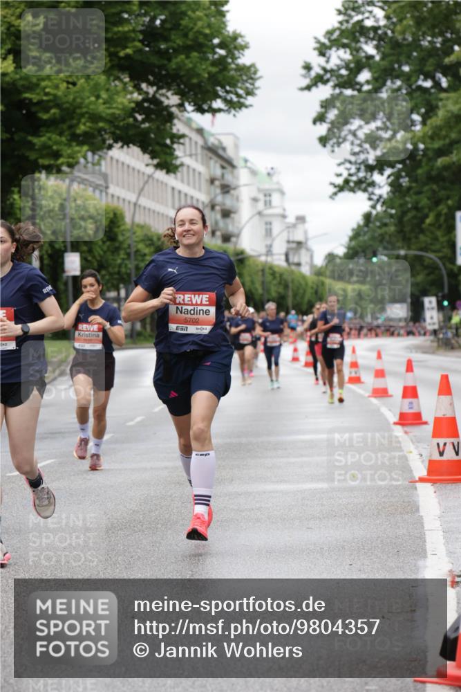 14.06.2026 - REWE Women's Run Jannik Wohlers http://msf.ph/oto/9804357 14.06.2026 10:37:49 Laufen 5702, 7 meine-sportfotos.de