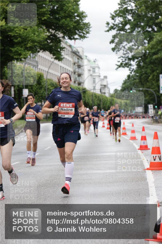 14.06.2026 - REWE Women's Run Jannik Wohlers http://msf.ph/oto/9804358 14.06.2026 10:37:49 Laufen 5702 meine-sportfotos.de