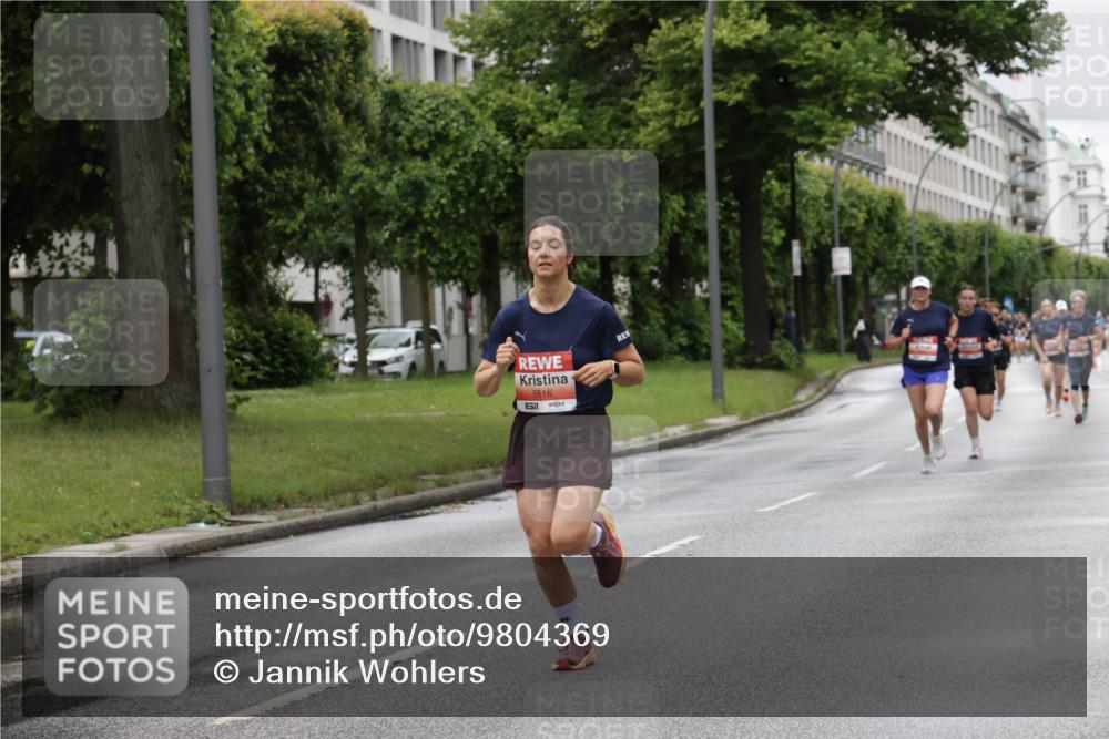 14.06.2026 - REWE Women's Run Jannik Wohlers http://msf.ph/oto/9804369 14.06.2026 10:37:52 Laufen 5516, 57 meine-sportfotos.de