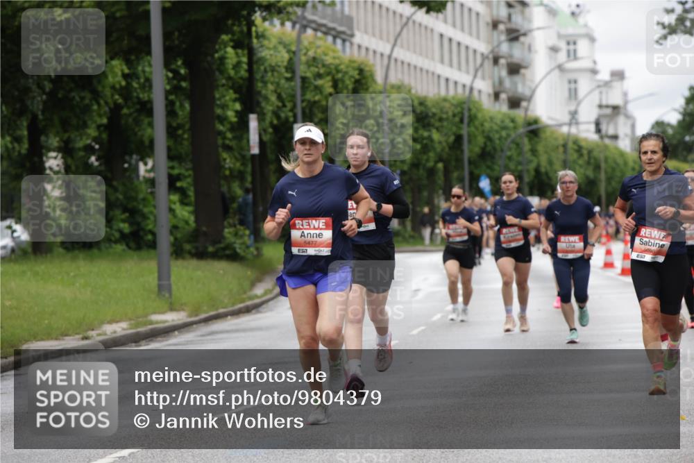 14.06.2026 - REWE Women's Run Jannik Wohlers http://msf.ph/oto/9804379 14.06.2026 10:37:54 Laufen 5477, 7, 5096, 77 meine-sportfotos.de