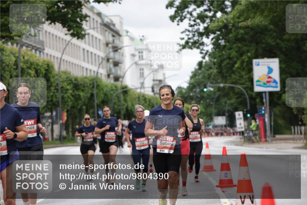 14.06.2026 - REWE Women's Run Jannik Wohlers http://msf.ph/oto/9804390 14.06.2026 10:37:55 Laufen 134, 5096, 7 meine-sportfotos.de