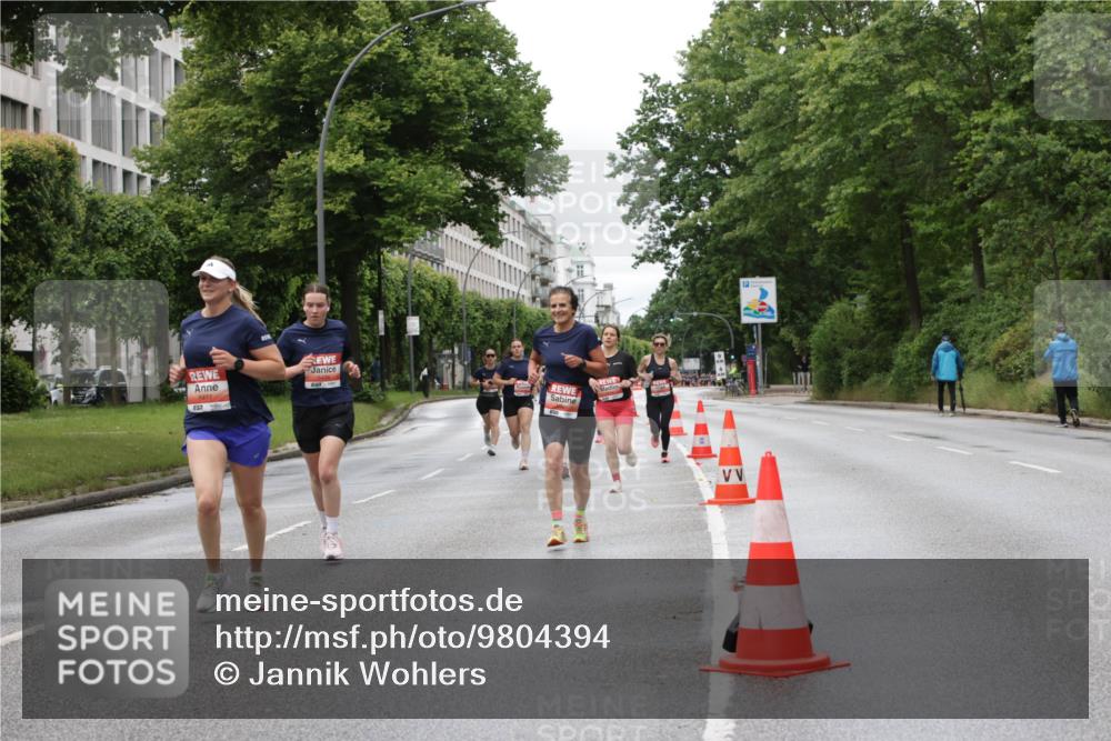 14.06.2026 - REWE Women's Run Jannik Wohlers http://msf.ph/oto/9804394 14.06.2026 10:37:57 Laufen 857 meine-sportfotos.de
