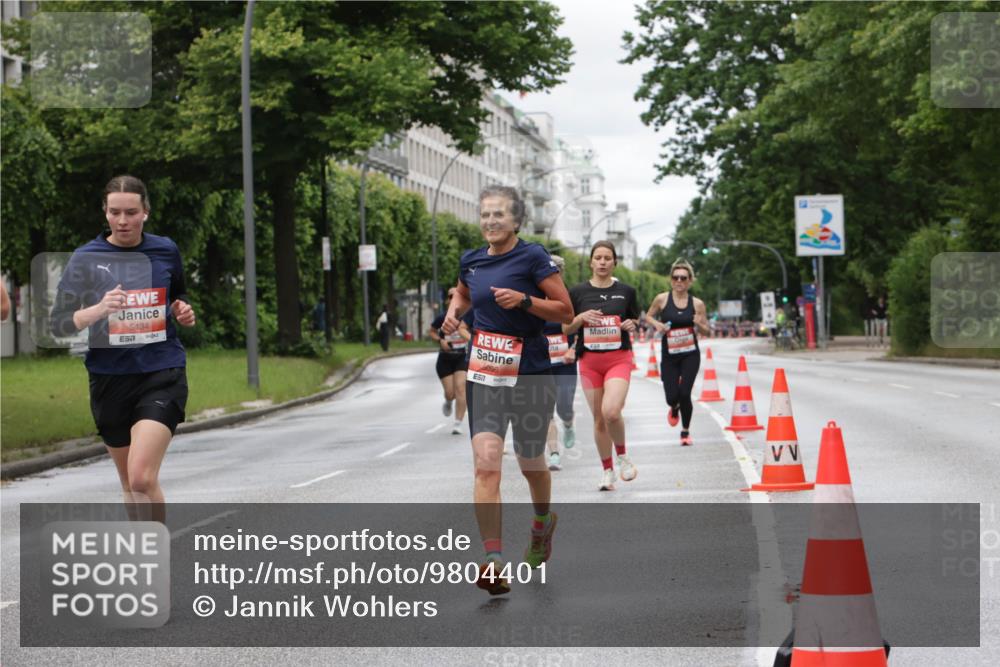 14.06.2026 - REWE Women's Run Jannik Wohlers http://msf.ph/oto/9804401 14.06.2026 10:37:57 Laufen 5434, 5096 meine-sportfotos.de