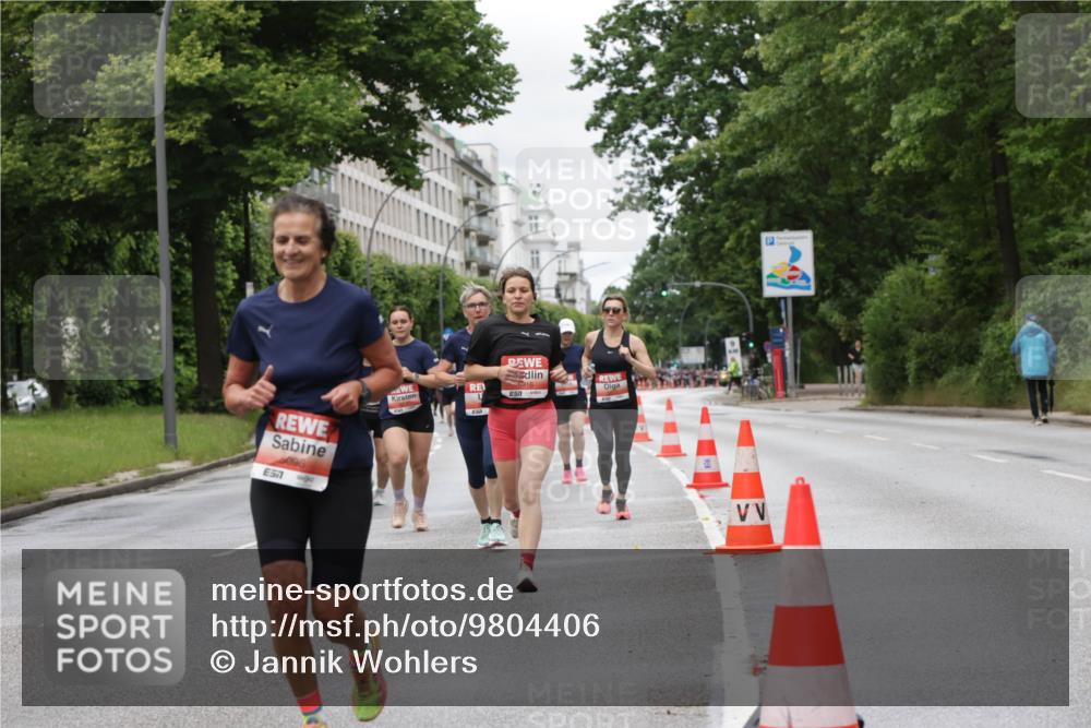 14.06.2026 - REWE Women's Run Jannik Wohlers http://msf.ph/oto/9804406 14.06.2026 10:37:58 Laufen 5096, 57, 10, 5916 meine-sportfotos.de