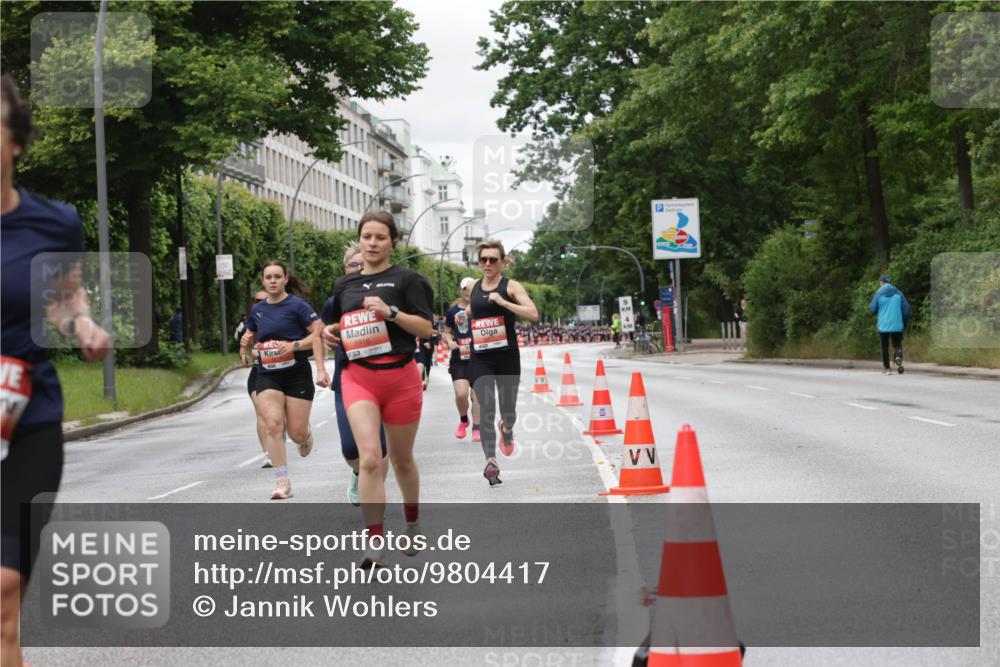 14.06.2026 - REWE Women's Run Jannik Wohlers http://msf.ph/oto/9804417 14.06.2026 10:37:59 Laufen  meine-sportfotos.de