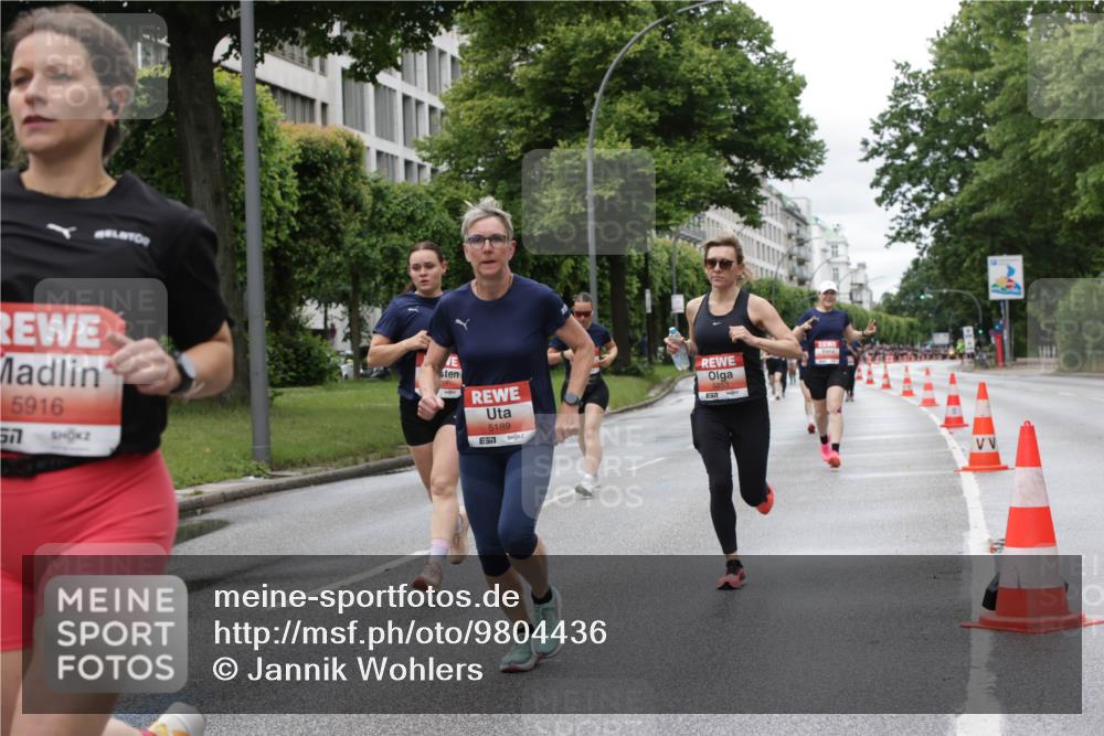 14.06.2026 - REWE Women's Run Jannik Wohlers http://msf.ph/oto/9804436 14.06.2026 10:38:02 Laufen 5916, 5189, 57 meine-sportfotos.de