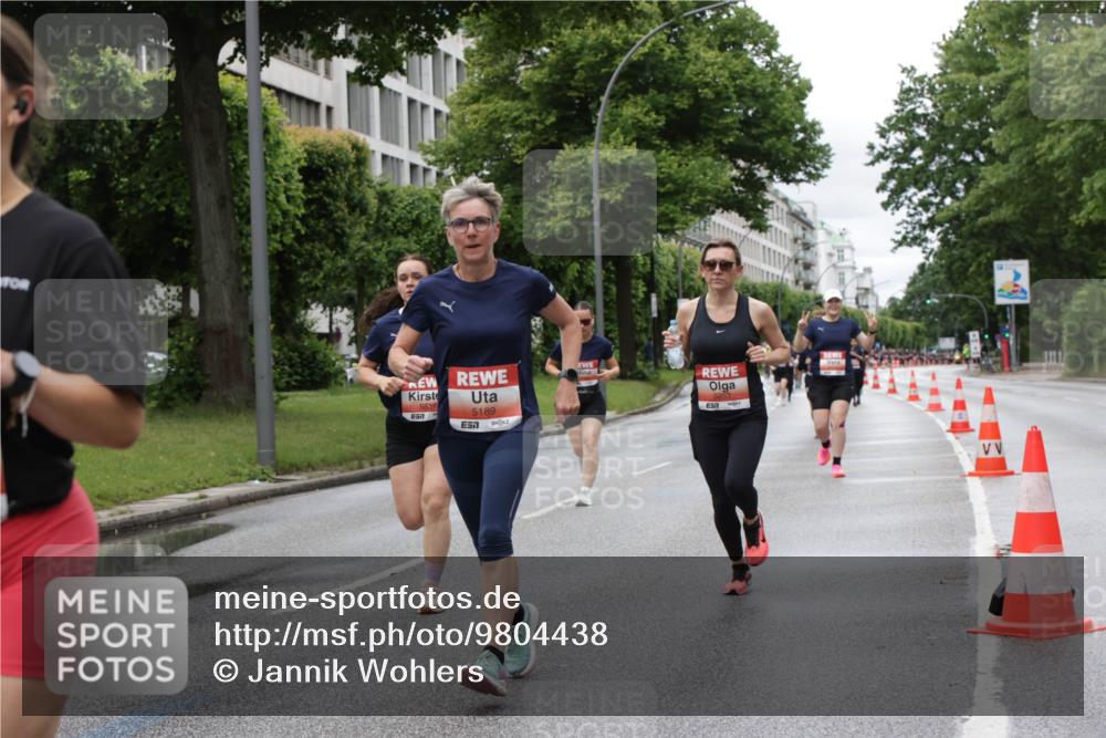 14.06.2026 - REWE Women's Run Jannik Wohlers http://msf.ph/oto/9804438 14.06.2026 10:38:02 Laufen 5837, 5189, 57 meine-sportfotos.de