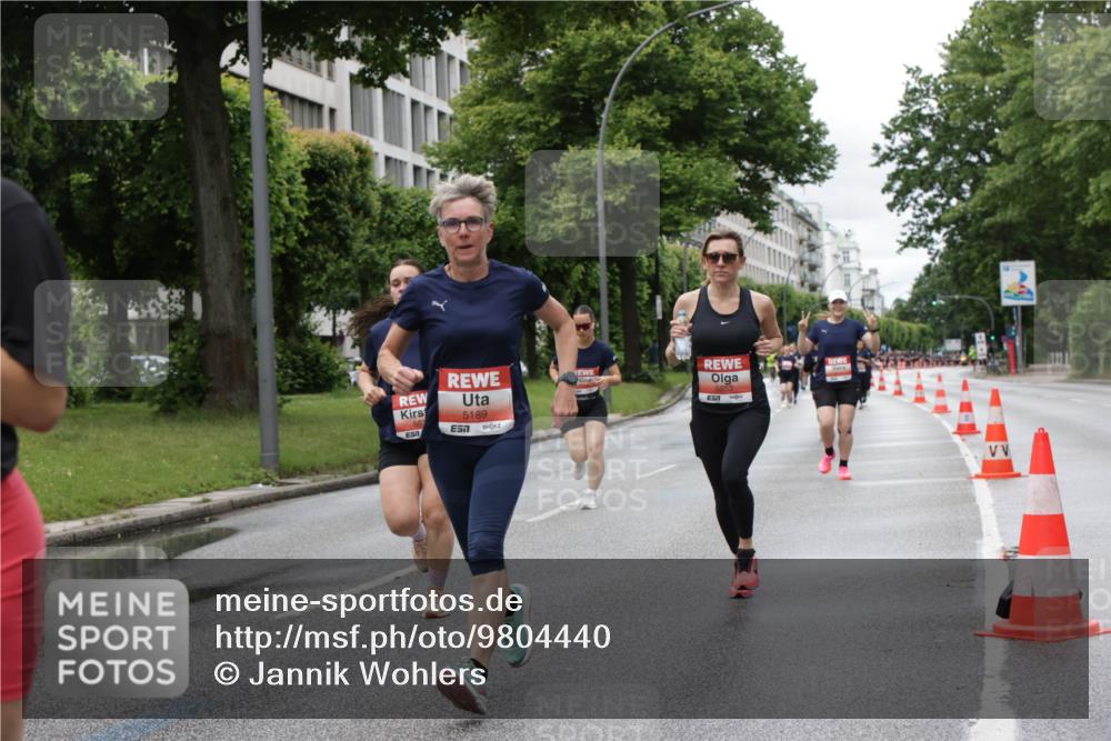 14.06.2026 - REWE Women's Run Jannik Wohlers http://msf.ph/oto/9804440 14.06.2026 10:38:02 Laufen 5189 meine-sportfotos.de