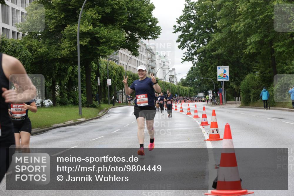 14.06.2026 - REWE Women's Run Jannik Wohlers http://msf.ph/oto/9804449 14.06.2026 10:38:03 Laufen 57 meine-sportfotos.de
