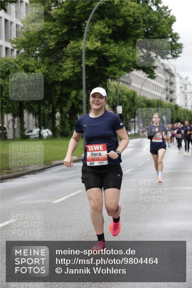 14.06.2026 - REWE Women's Run Jannik Wohlers http://msf.ph/oto/9804464 14.06.2026 10:38:05 Laufen 5715, 57 meine-sportfotos.de