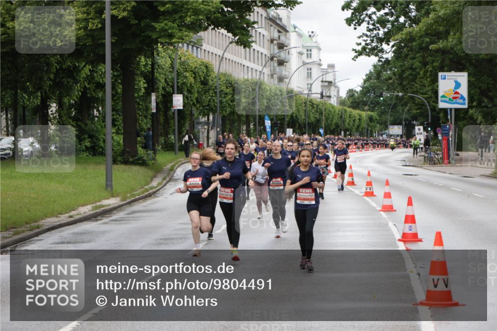 14.06.2026 - REWE Women's Run Jannik Wohlers http://msf.ph/oto/9804491 14.06.2026 10:38:10 Laufen  meine-sportfotos.de