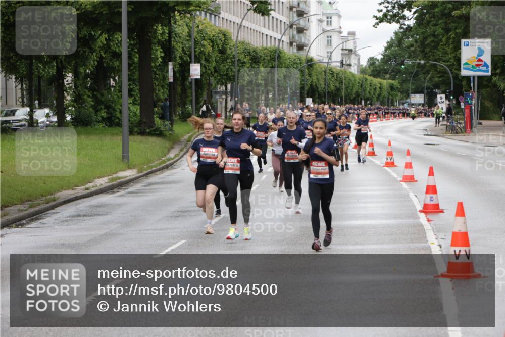 14.06.2026 - REWE Women's Run Jannik Wohlers http://msf.ph/oto/9804500 14.06.2026 10:38:11 Laufen 9 meine-sportfotos.de