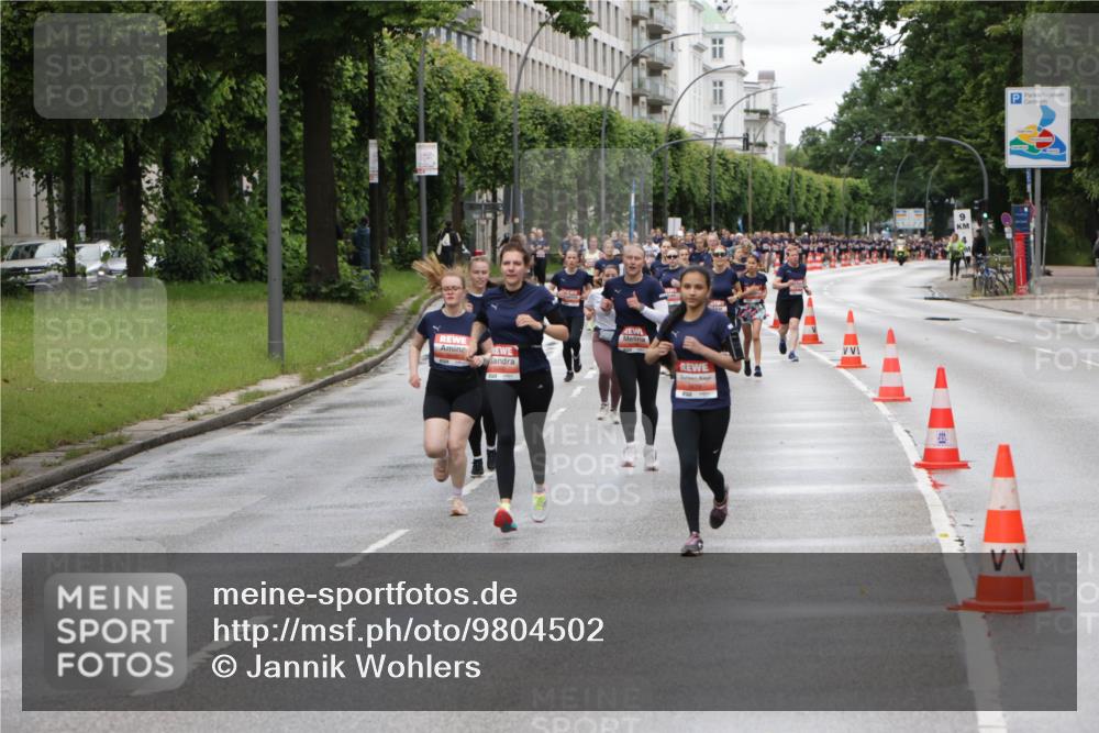 14.06.2026 - REWE Women's Run Jannik Wohlers http://msf.ph/oto/9804502 14.06.2026 10:38:11 Laufen 9 meine-sportfotos.de