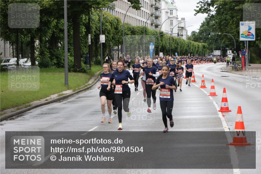 14.06.2026 - REWE Women's Run Jannik Wohlers http://msf.ph/oto/9804504 14.06.2026 10:38:11 Laufen 5, 00, 9 meine-sportfotos.de