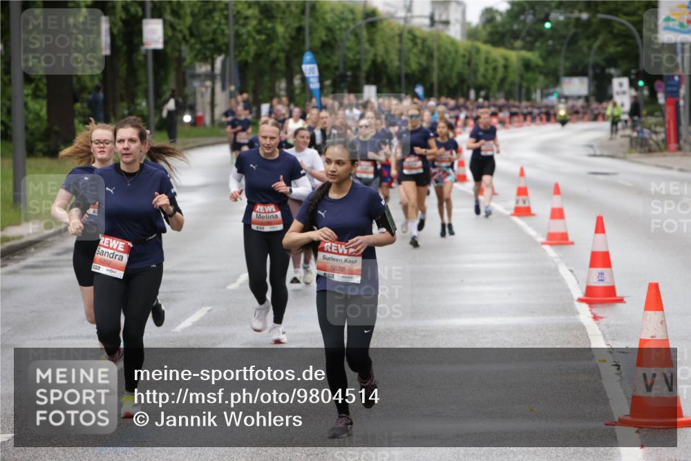 14.06.2026 - REWE Women's Run Jannik Wohlers http://msf.ph/oto/9804514 14.06.2026 10:38:12 Laufen 5202, 5679, 7 meine-sportfotos.de