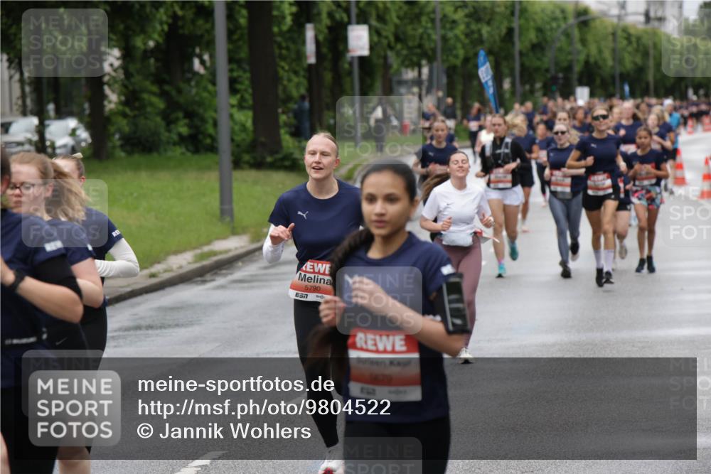 14.06.2026 - REWE Women's Run Jannik Wohlers http://msf.ph/oto/9804522 14.06.2026 10:38:14 Laufen 5790, 1679 meine-sportfotos.de