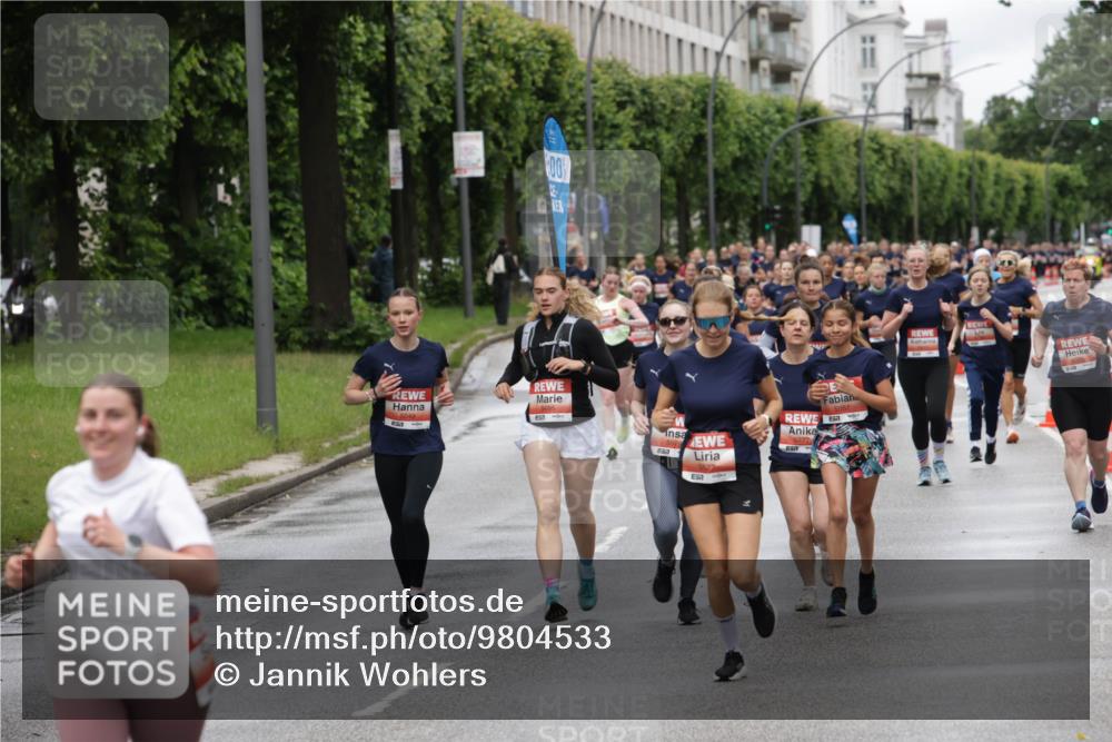 14.06.2026 - REWE Women's Run Jannik Wohlers http://msf.ph/oto/9804533 14.06.2026 10:38:18 Laufen 00, 5048, 6277 meine-sportfotos.de