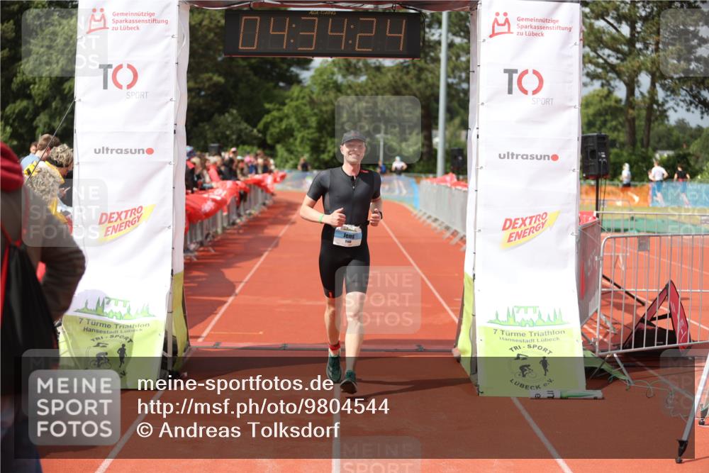 14.06.2026 - 7 Türme Triathlon Andreas Tolksdorf http://msf.ph/oto/9804544 14.06.2026 15:34:23 Ziel 1148 meine-sportfotos.de