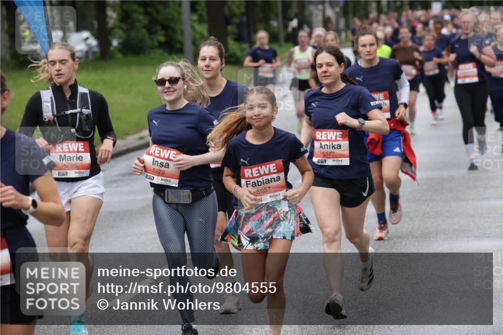 14.06.2026 - REWE Women's Run Jannik Wohlers http://msf.ph/oto/9804555 14.06.2026 10:38:22 Laufen 5695, 7, 5979, 5051, 5277, 7 meine-sportfotos.de