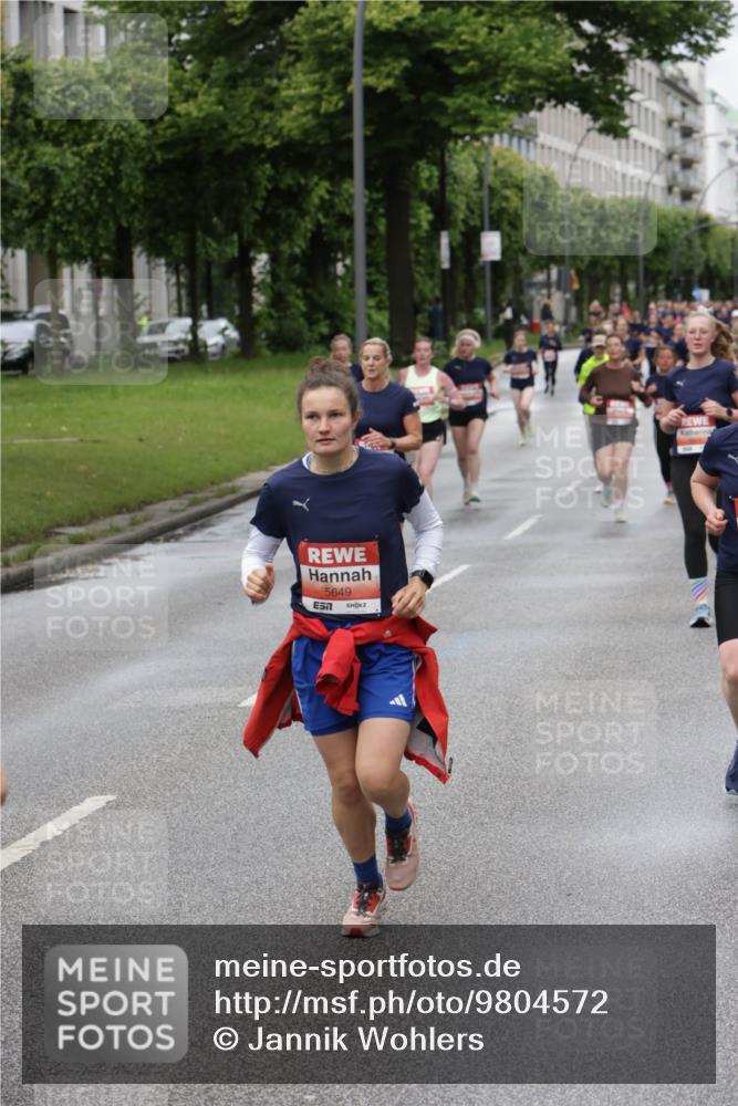 14.06.2026 - REWE Women's Run Jannik Wohlers http://msf.ph/oto/9804572 14.06.2026 10:38:25 Laufen 5649, 7 meine-sportfotos.de