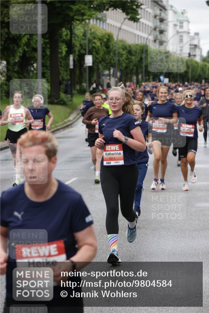 14.06.2026 - REWE Women's Run Jannik Wohlers http://msf.ph/oto/9804584 14.06.2026 10:38:27 Laufen 6300, 5911, 57 meine-sportfotos.de