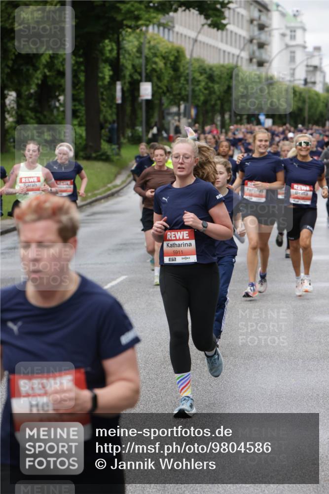 14.06.2026 - REWE Women's Run Jannik Wohlers http://msf.ph/oto/9804586 14.06.2026 10:38:27 Laufen 6330, 5911 meine-sportfotos.de