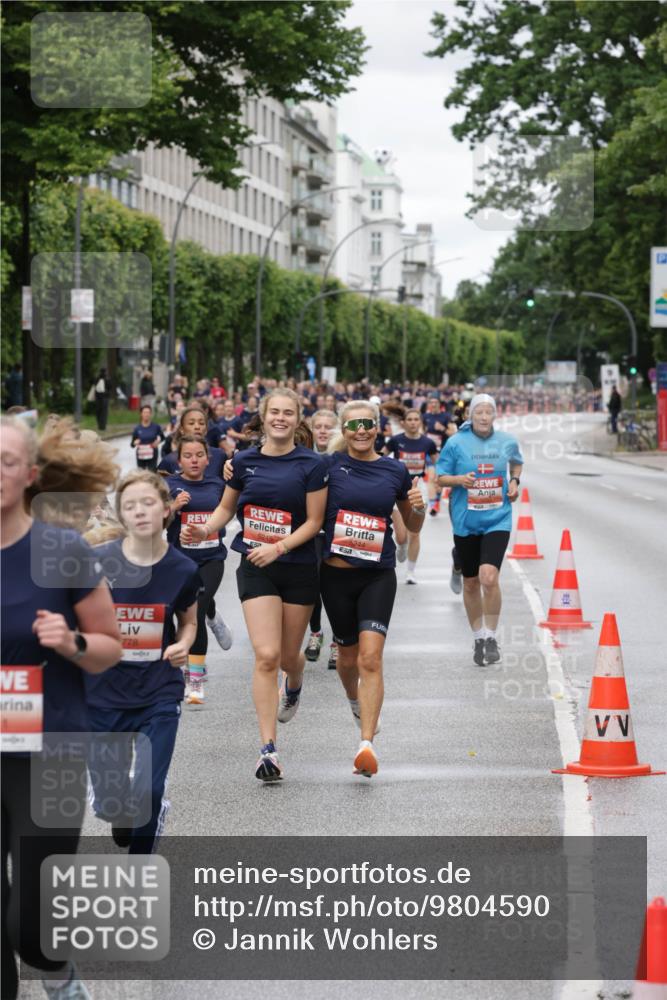 14.06.2026 - REWE Women's Run Jannik Wohlers http://msf.ph/oto/9804590 14.06.2026 10:38:28 Laufen 778, 5245, 5244 meine-sportfotos.de