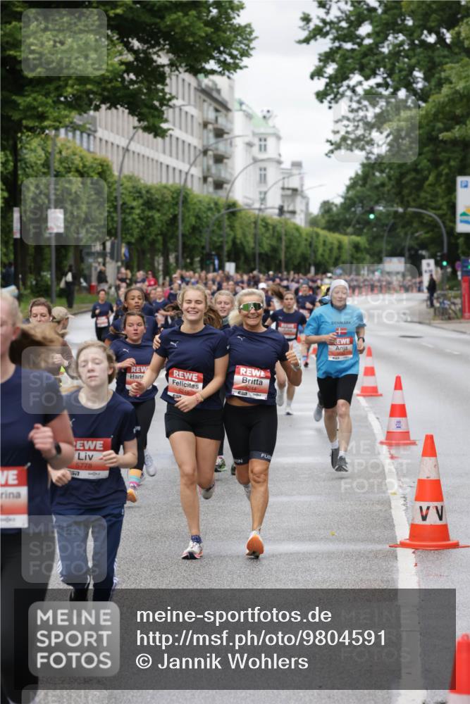 14.06.2026 - REWE Women's Run Jannik Wohlers http://msf.ph/oto/9804591 14.06.2026 10:38:28 Laufen 5778, 5245, 5244, 12 meine-sportfotos.de