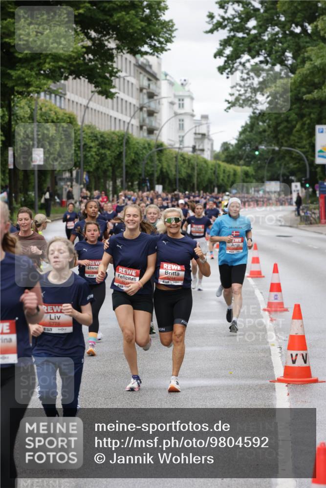14.06.2026 - REWE Women's Run Jannik Wohlers http://msf.ph/oto/9804592 14.06.2026 10:38:28 Laufen 5778, 57, 5244 meine-sportfotos.de