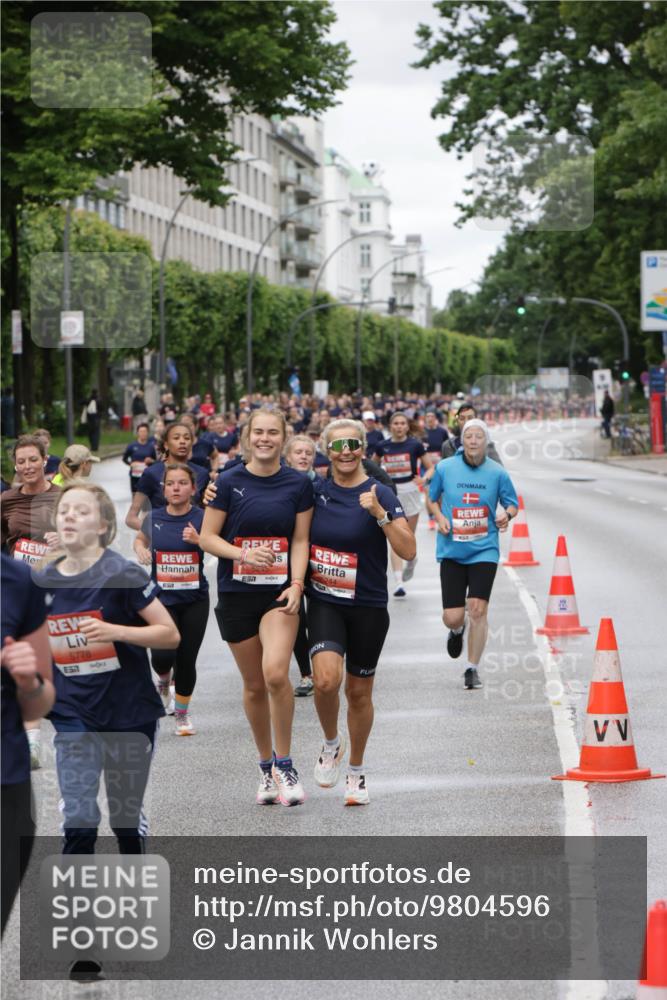 14.06.2026 - REWE Women's Run Jannik Wohlers http://msf.ph/oto/9804596 14.06.2026 10:38:28 Laufen 5778, 57, 5245, 7, 244 meine-sportfotos.de
