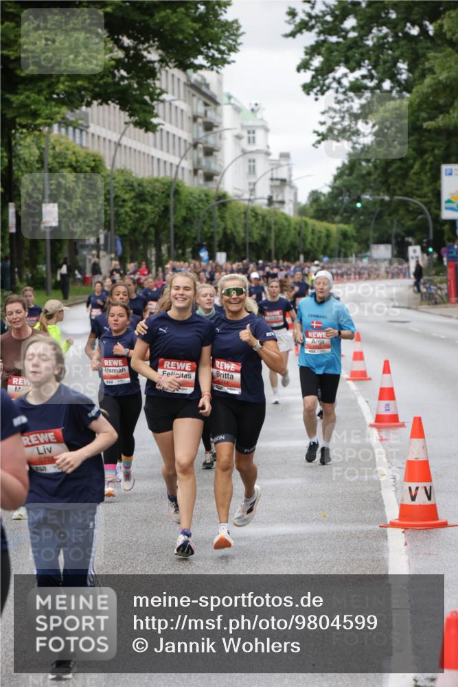14.06.2026 - REWE Women's Run Jannik Wohlers http://msf.ph/oto/9804599 14.06.2026 10:38:28 Laufen 5718, 157, 244, 201, 12 meine-sportfotos.de