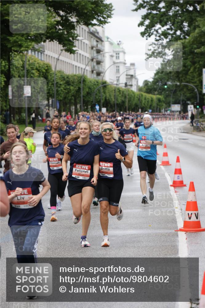 14.06.2026 - REWE Women's Run Jannik Wohlers http://msf.ph/oto/9804602 14.06.2026 10:38:28 Laufen 5778, 5245, 244 meine-sportfotos.de