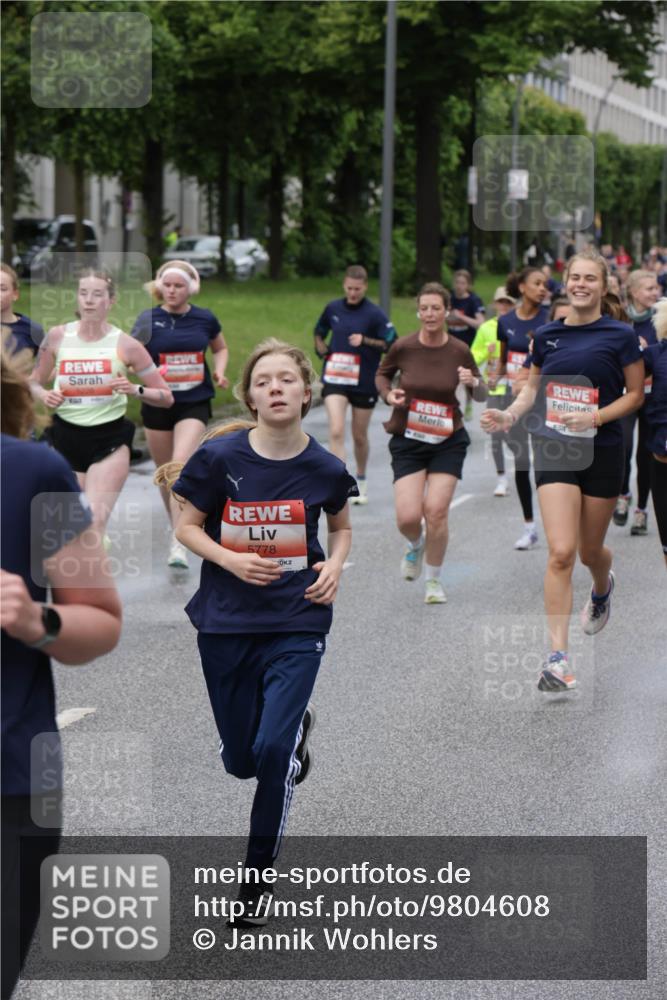 14.06.2026 - REWE Women's Run Jannik Wohlers http://msf.ph/oto/9804608 14.06.2026 10:38:29 Laufen 5778 meine-sportfotos.de