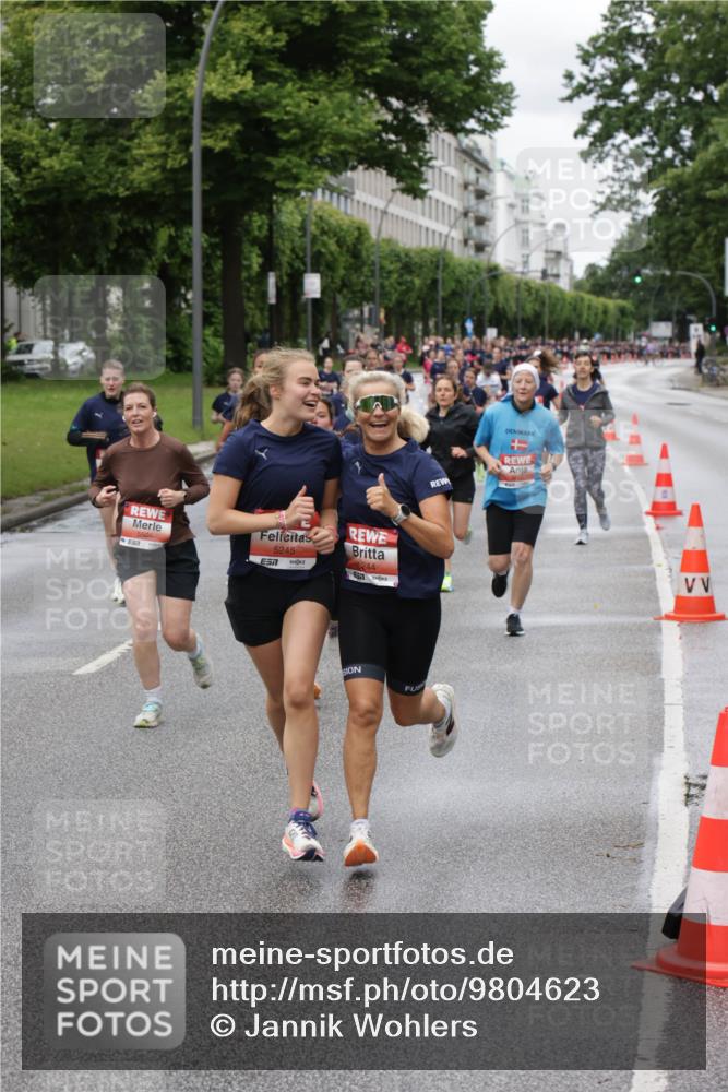 14.06.2026 - REWE Women's Run Jannik Wohlers http://msf.ph/oto/9804623 14.06.2026 10:38:30 Laufen 51, 5245, 244 meine-sportfotos.de