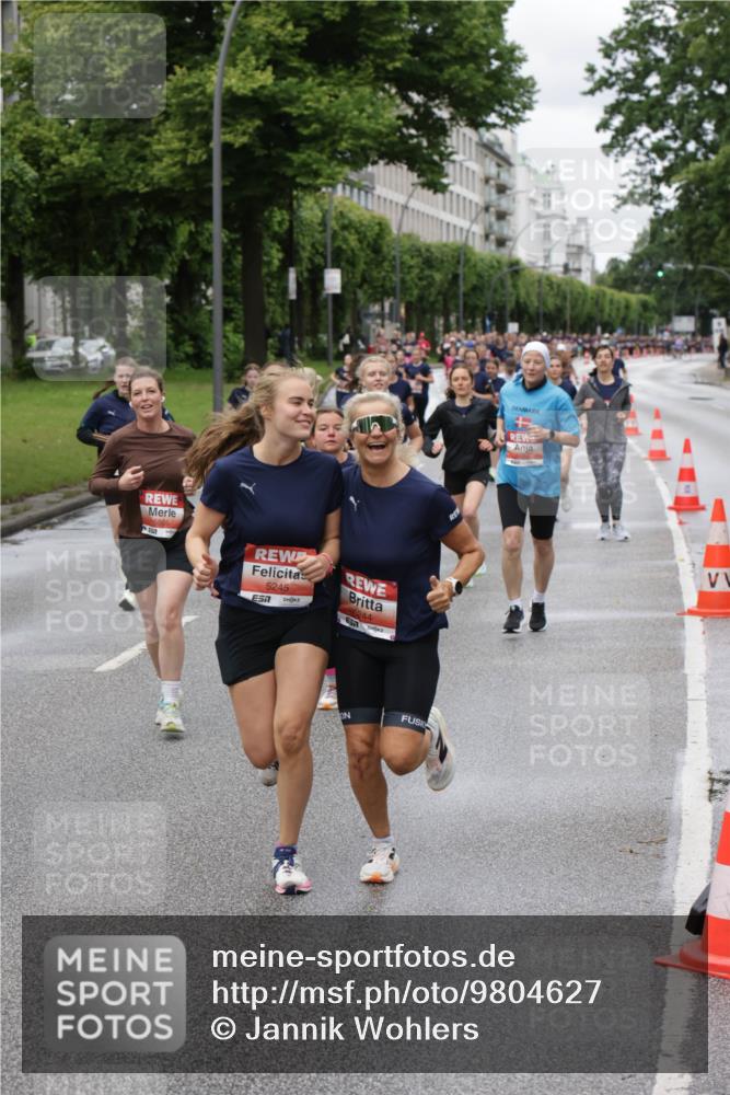 14.06.2026 - REWE Women's Run Jannik Wohlers http://msf.ph/oto/9804627 14.06.2026 10:38:30 Laufen 7, 5245, 244 meine-sportfotos.de